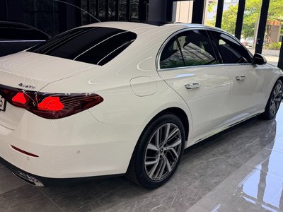 MERCEDES-BENZ E-CLASS - 5