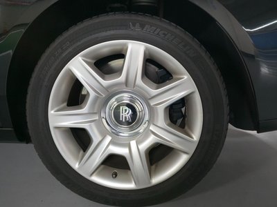 ROLLS-ROYCE GHOST - 8