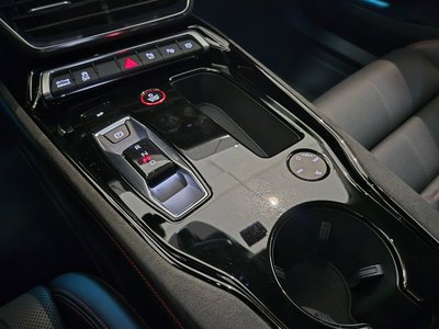 AUDI RS E-TRON GT - 9