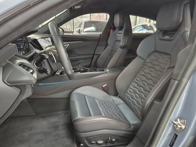 AUDI RS E-TRON GT - 10