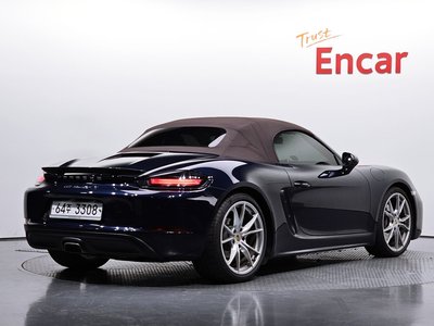 PORSCHE 718 BOXSTER - 3