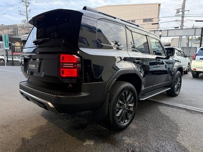 TOYOTA LAND CRUISER 250 - 9