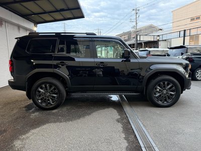 TOYOTA LAND CRUISER 250 - 8