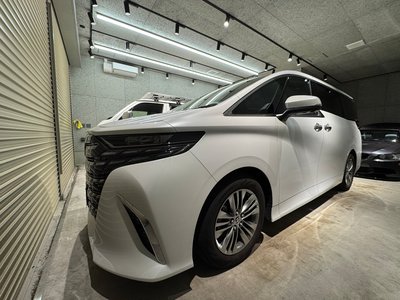TOYOTA ALPHARD - 8