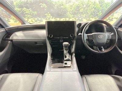 2024 Toyota ALPHARD — фото 2