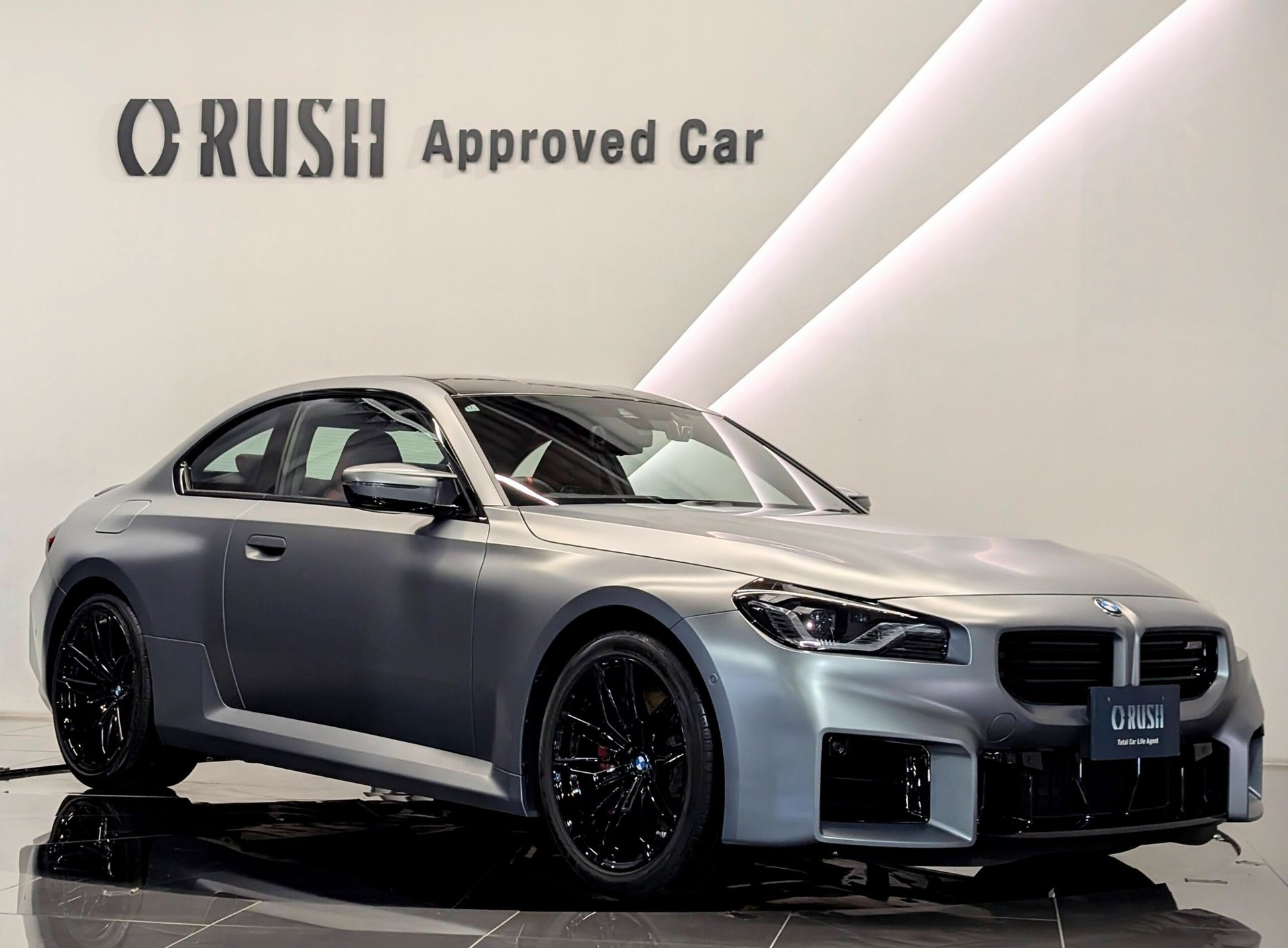 BMW M2 COUPE - View 1