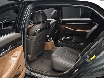 صورة مصغرة 18 لـ 2019 Genesis G90