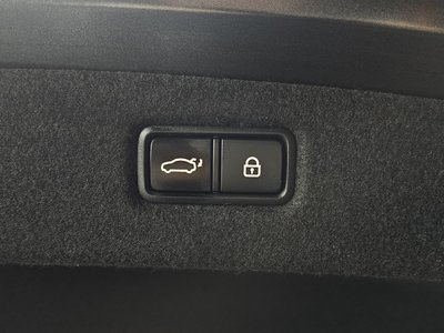 صورة مصغرة 32 لـ 2019 Genesis G90