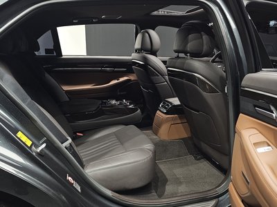صورة مصغرة 16 لـ 2019 Genesis G90