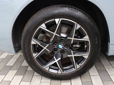 2025 BMW X3 — миниатюра 18