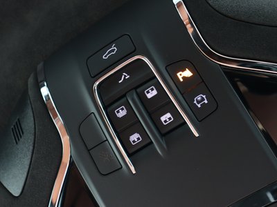 2023 Maserati LEVANTE thumbnail 54