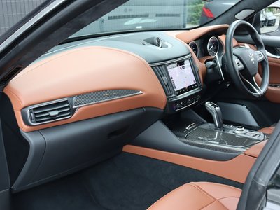 2023 Maserati LEVANTE thumbnail 25
