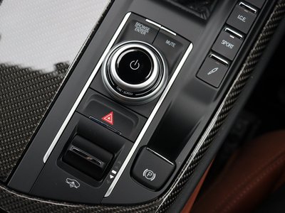 2023 Maserati LEVANTE thumbnail 39