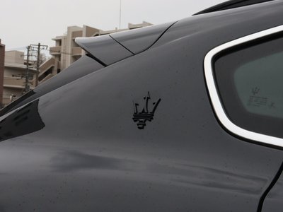 2023 Maserati LEVANTE thumbnail 14
