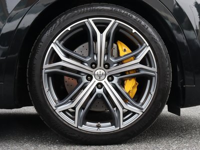 2023 Maserati LEVANTE thumbnail 17
