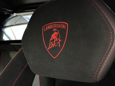 2020 Lamborghini AVENTADOR ROADSTER thumbnail 33