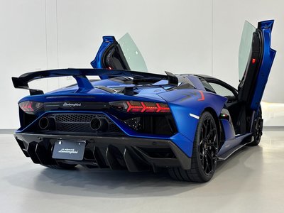2020 Lamborghini AVENTADOR ROADSTER thumbnail 13