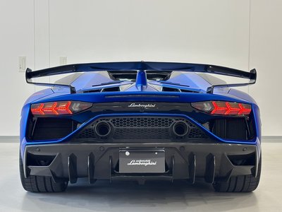 2020 Lamborghini AVENTADOR ROADSTER thumbnail 12