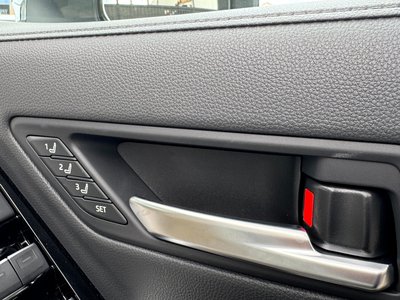2025 Toyota LAND CRUISER 300 — миниатюра 73