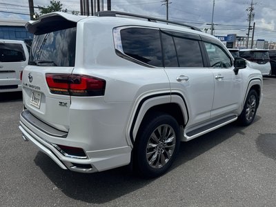 2025 Toyota LAND CRUISER 300 — миниатюра 12