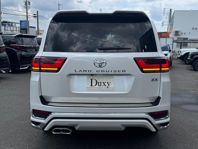 2025 Toyota LAND CRUISER 300 照片 9