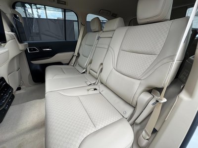 2025 Toyota LAND CRUISER 300 — миниатюра 45
