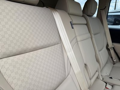2025 Toyota LAND CRUISER 300 — миниатюра 47