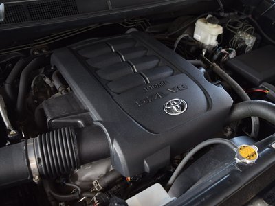 2016 Toyota TUNDRA 缩略图 23