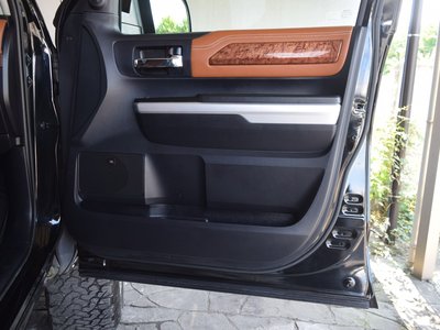 2016 Toyota TUNDRA 缩略图 48