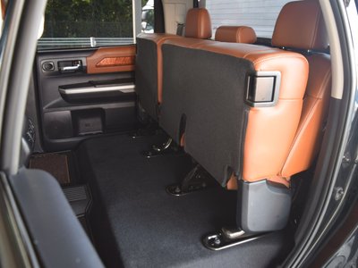 2016 Toyota TUNDRA 缩略图 56