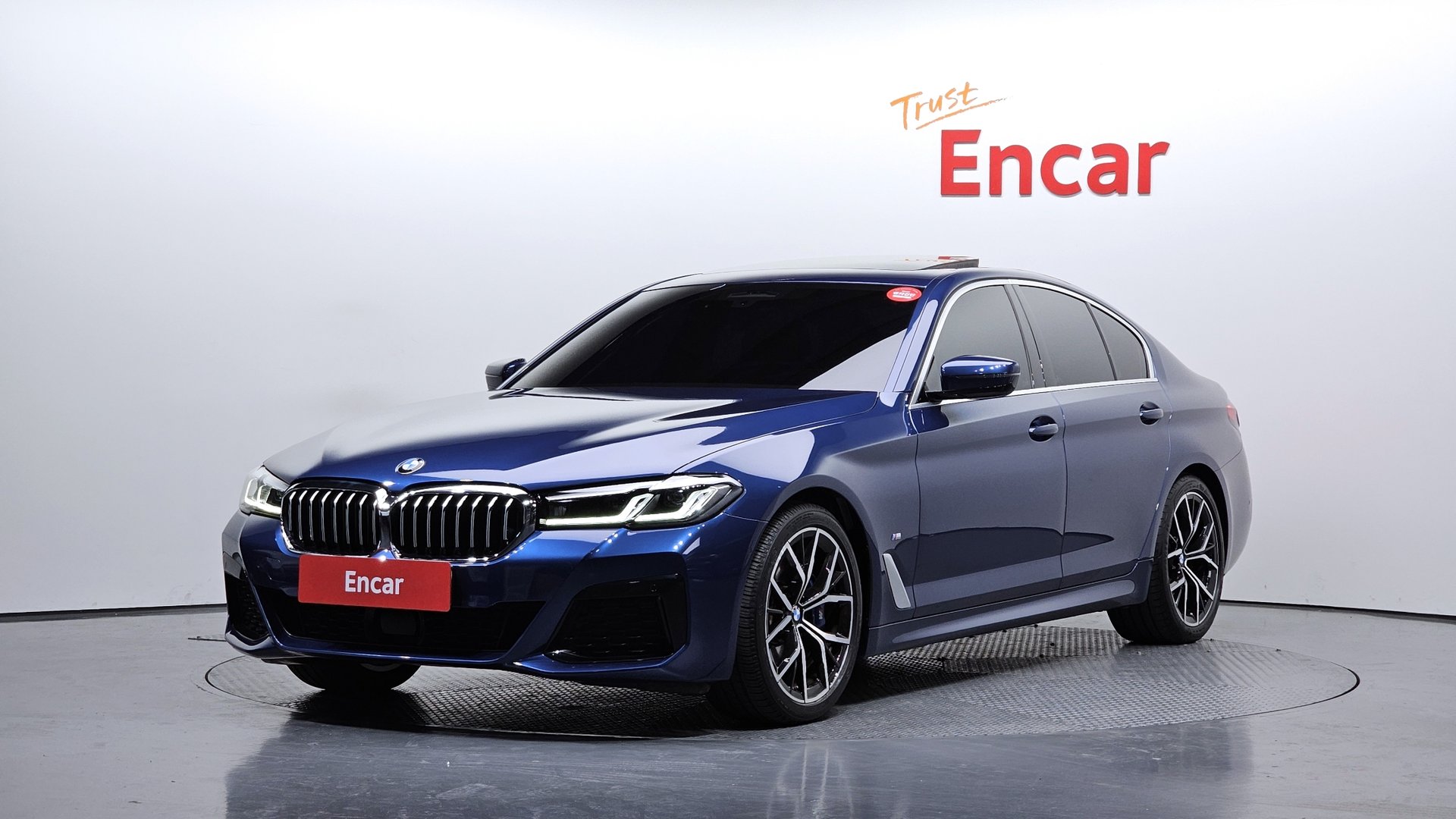 BMW 5 SERIES - View 1