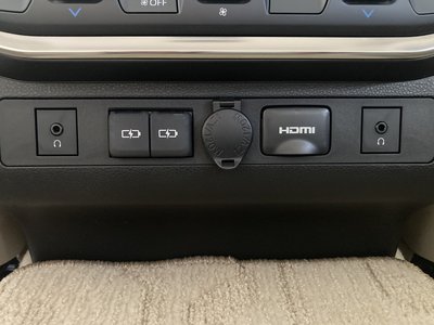 2025 Toyota LAND CRUISER 300 缩略图 21