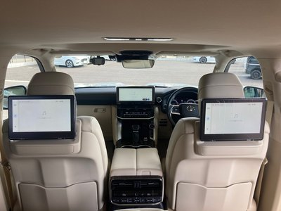 2025 Toyota LAND CRUISER 300 缩略图 20