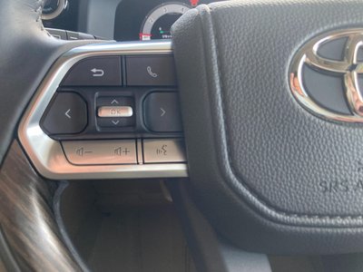 2025 Toyota LAND CRUISER 300 缩略图 33