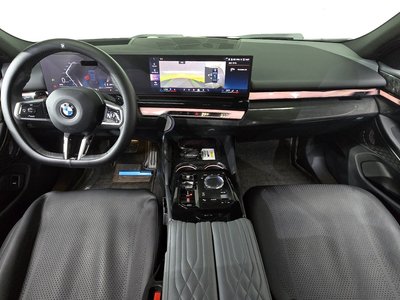 صورة 5 لـ 2024 BMW 5 SERIES