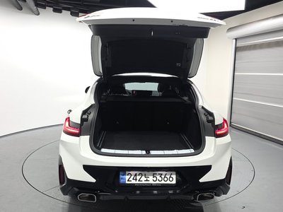 2023 BMW X4 缩略图 20