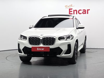 2023 BMW X4 照片 2
