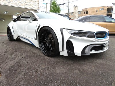 BMW I8 - 8