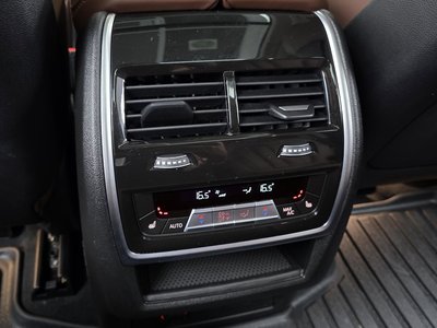 2024 BMW X5 thumbnail 24