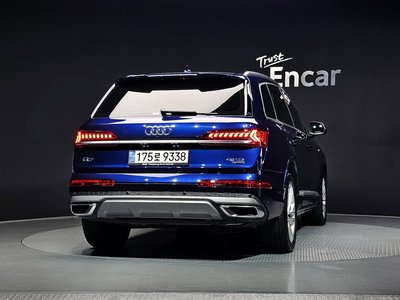 AUDI Q7 - 4