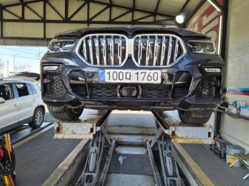 BMW X6 - View 1