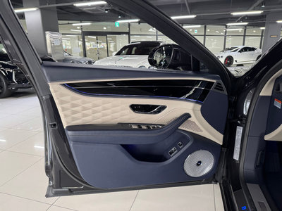 2023 Bentley FLYING SPUR 照片 4