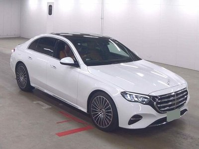 MERCEDES-BENZ E-CLASS - 1