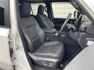 TOYOTA LAND CRUISER 250 - 9