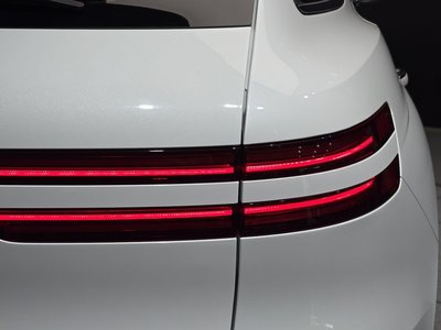 2021 Genesis GV70 — фото 10