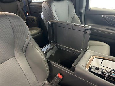 2026 Toyota ALPHARD — миниатюра 34