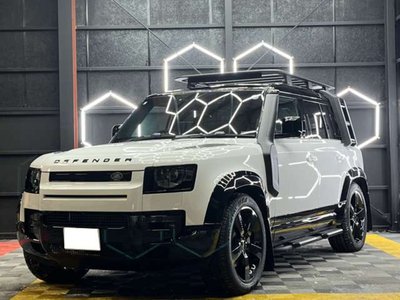 LAND ROVER DEFENDER - 3