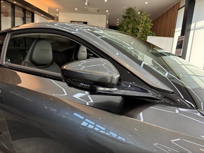 ASTON MARTIN DB11 - 7