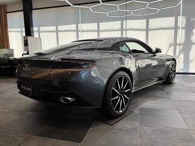 ASTON MARTIN DB11 - 2