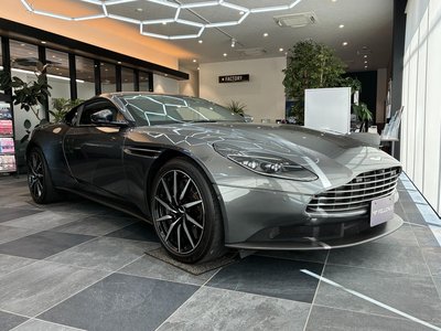 ASTON MARTIN DB11 - 1